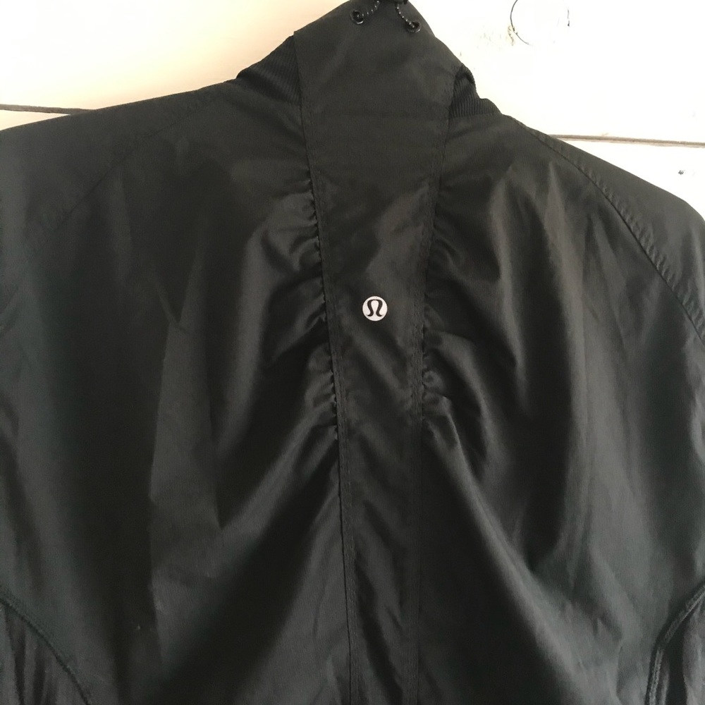 Lululemon Black Lightweight Jacket - image 3